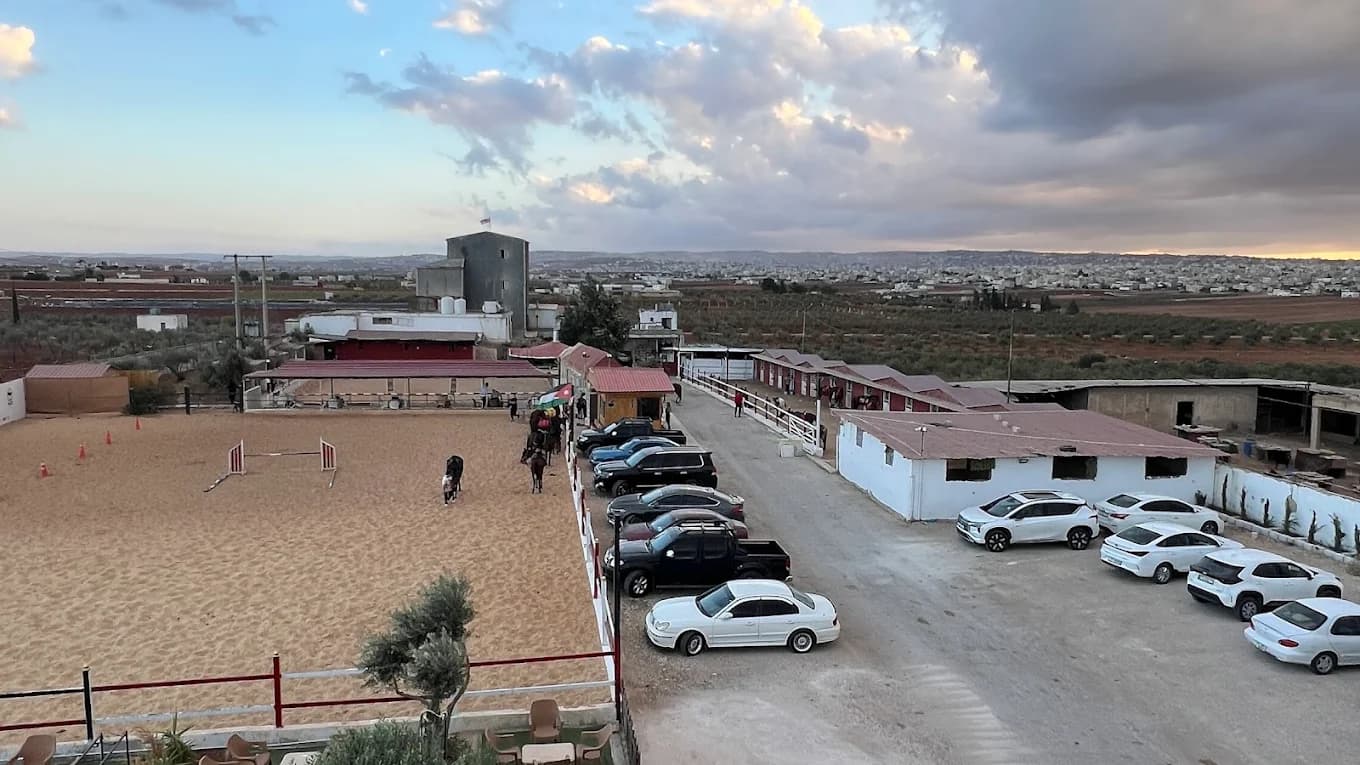 اسطبلات إربد للفروسية